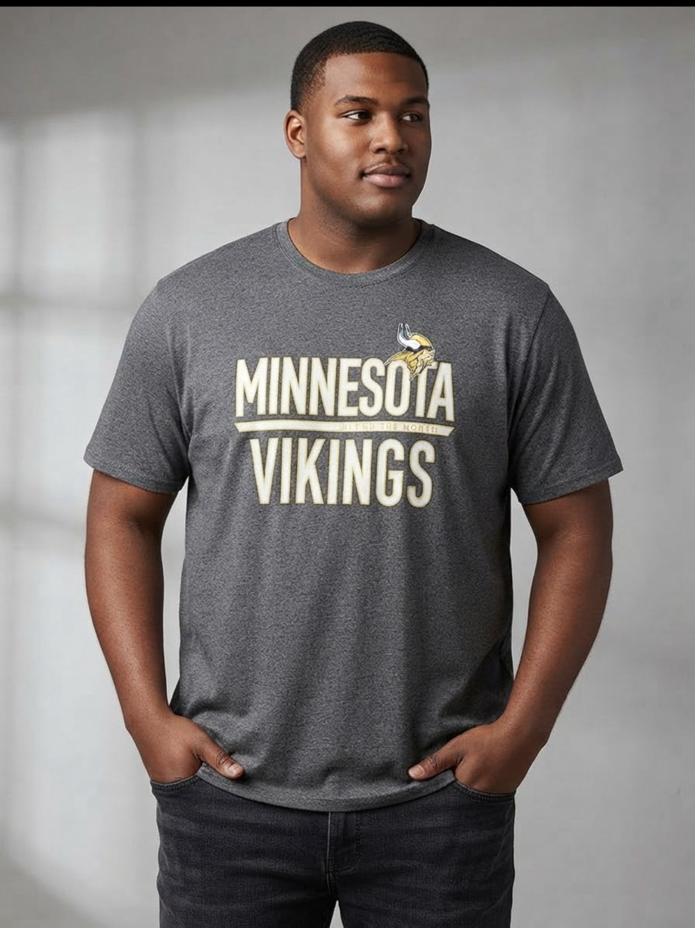 (NWOT) NFL Minnesota Vikings Team Apparel Gray T-Shirt Men’s Size 2XL